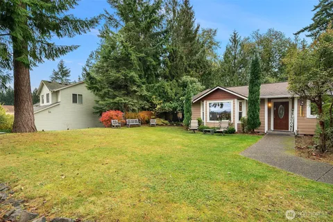 $525,000 | 15648 Topaz Drive Southeast, Yelm, WA 98597