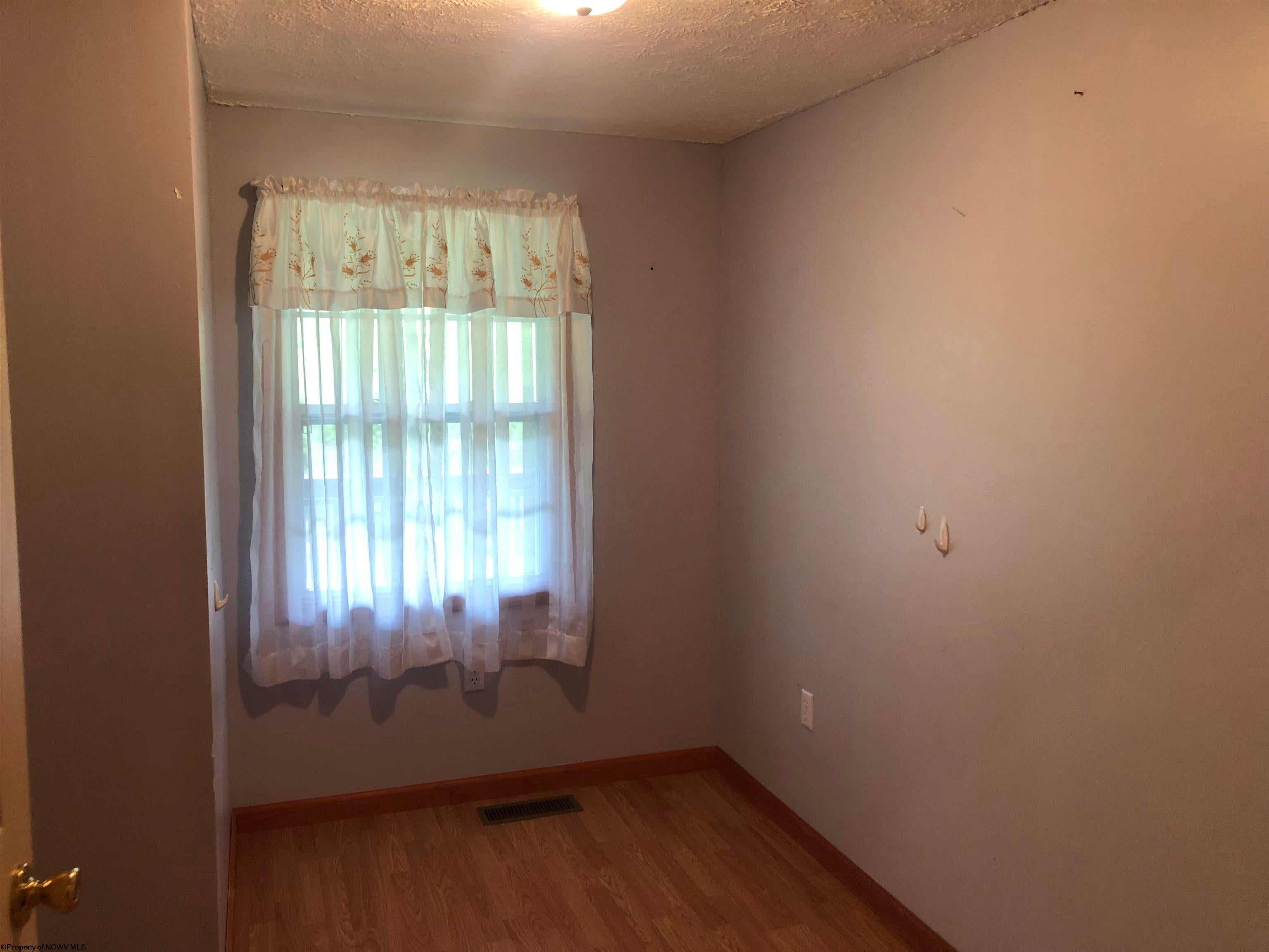 572 Crawford Road Crawford, WV 26343 - Photo 16 of 30 Gallery Image 16