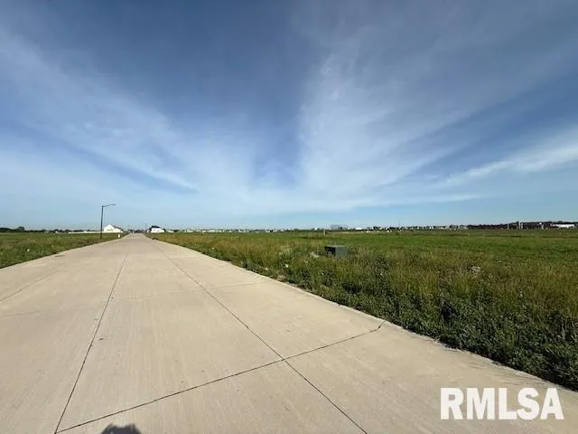 $98,000 | 6692 Meghan Avenue, Bettendorf, IA 52722