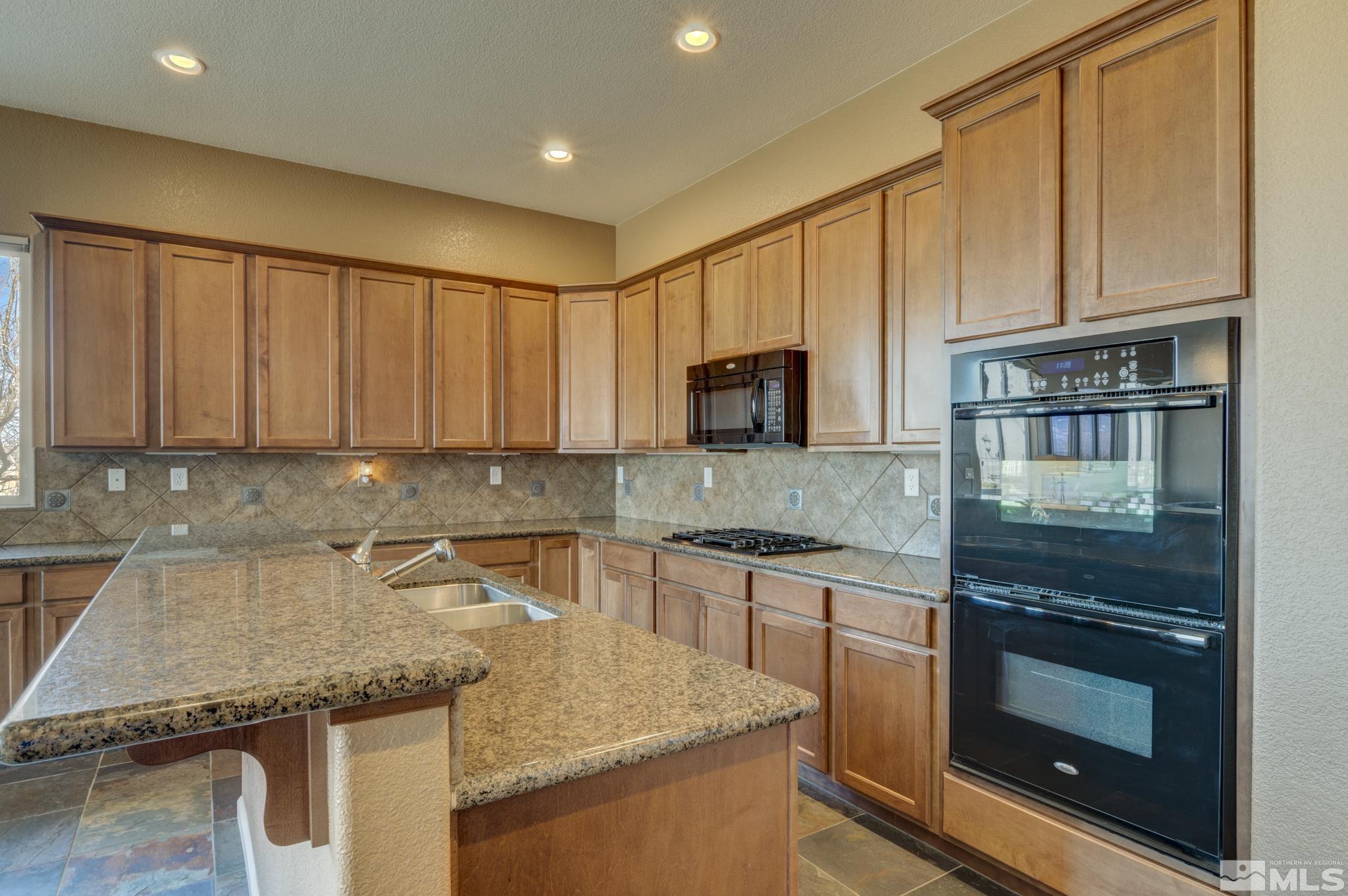 10285 Cavalry Circle Reno, NV 89521 - Photo 15 of 28 Photo 15