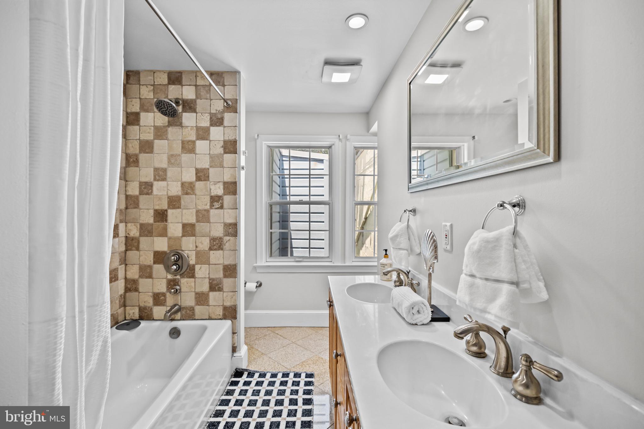 644 E Street Southeast Washington, DC 20003 - Photo 24 of 36