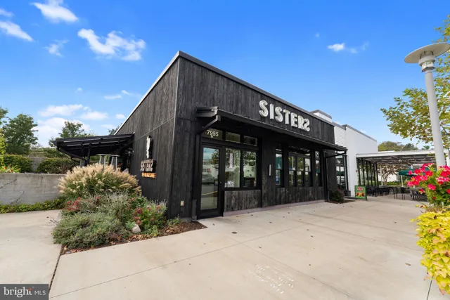 $5,600 | 9 Snug Hill Court, Potomac, MD 20854