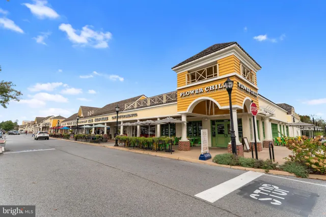 $5,600 | 9 Snug Hill Court, Potomac, MD 20854