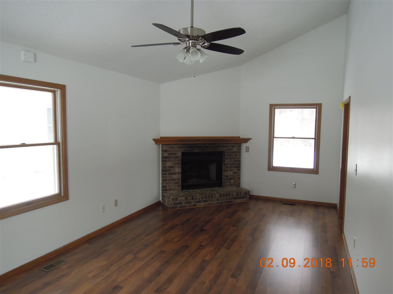9603 Mariners Ridge Drive Fort Wayne, IN 46819 - Photo 4 of 12 Gallery Image 4