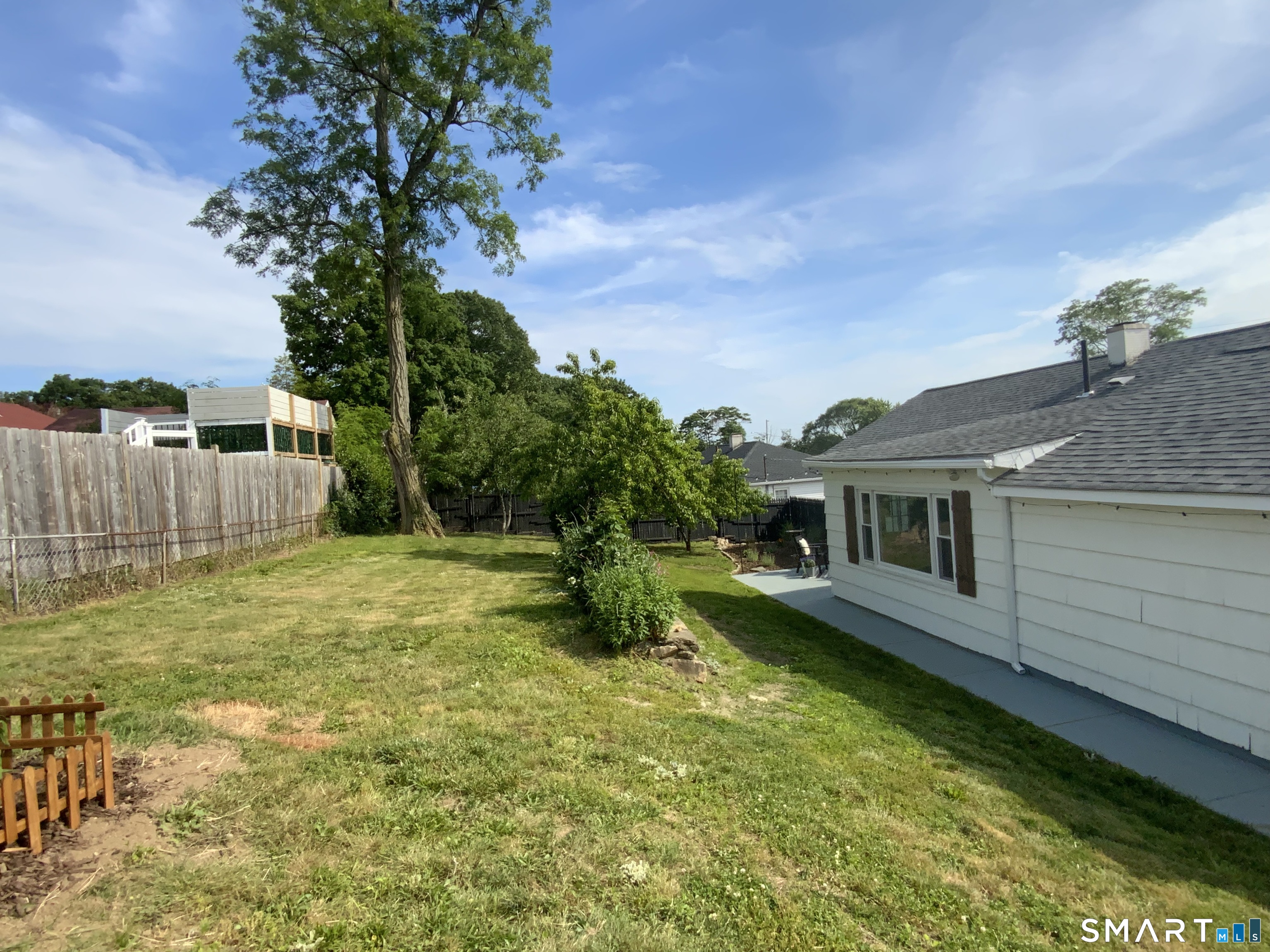 200 Little Deer Road Bridgeport, CT 06606 - Photo 25 of 26
