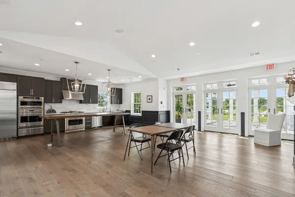 $3,050,000 | 270 Majestic Oak Court, Lake Forest, IL 60045