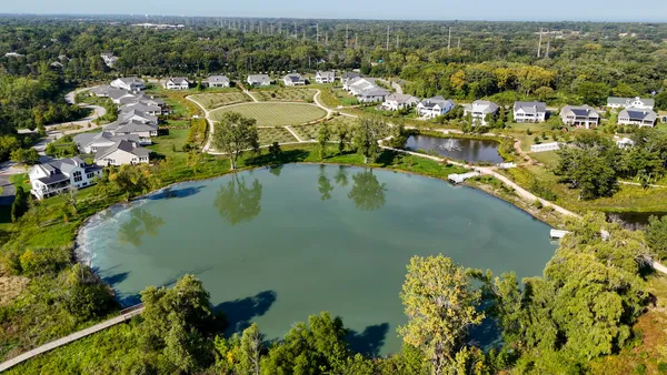 $3,050,000 | 270 Majestic Oak Court, Lake Forest, IL 60045