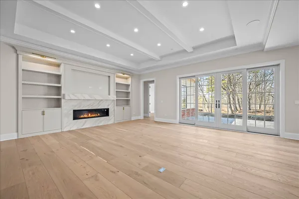 $3,050,000 | 270 Majestic Oak Court, Lake Forest, IL 60045