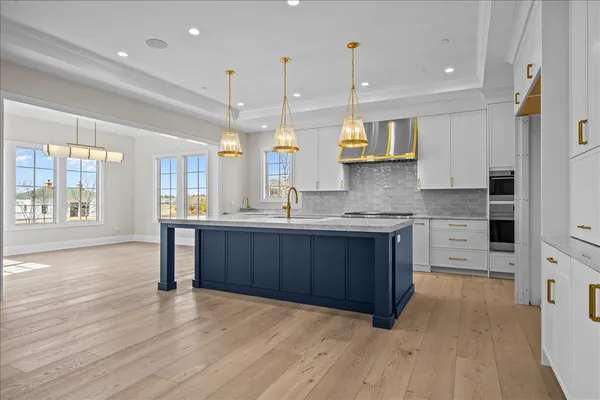 $3,050,000 | 270 Majestic Oak Court, Lake Forest, IL 60045