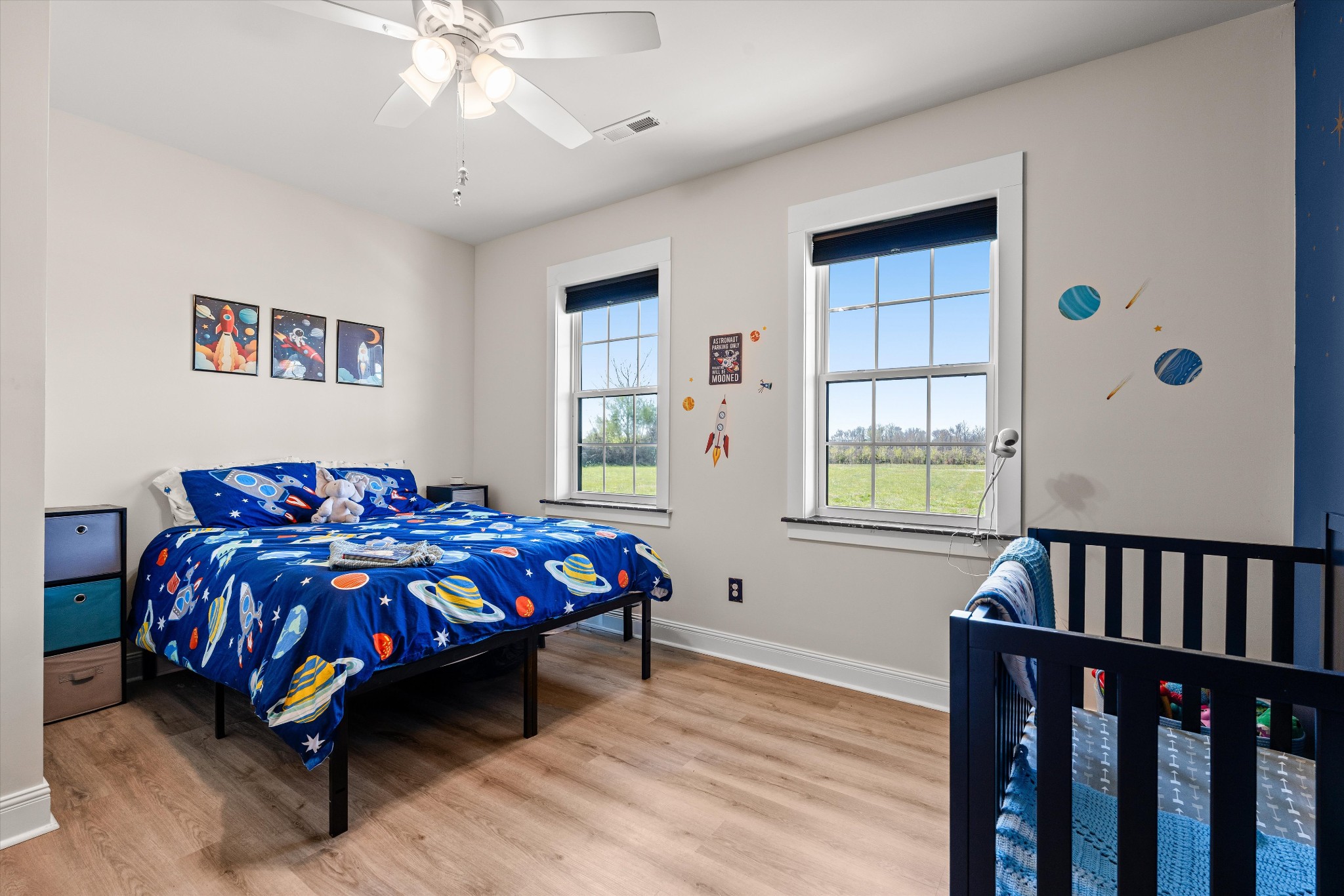 5195 Pleasant View Road Morrison, TN 37357 - Photo 30 of 45 a bedroom with a bed and window