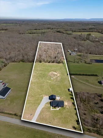 $434,900 | 5195 Pleasant View Road, Morrison, TN 37357