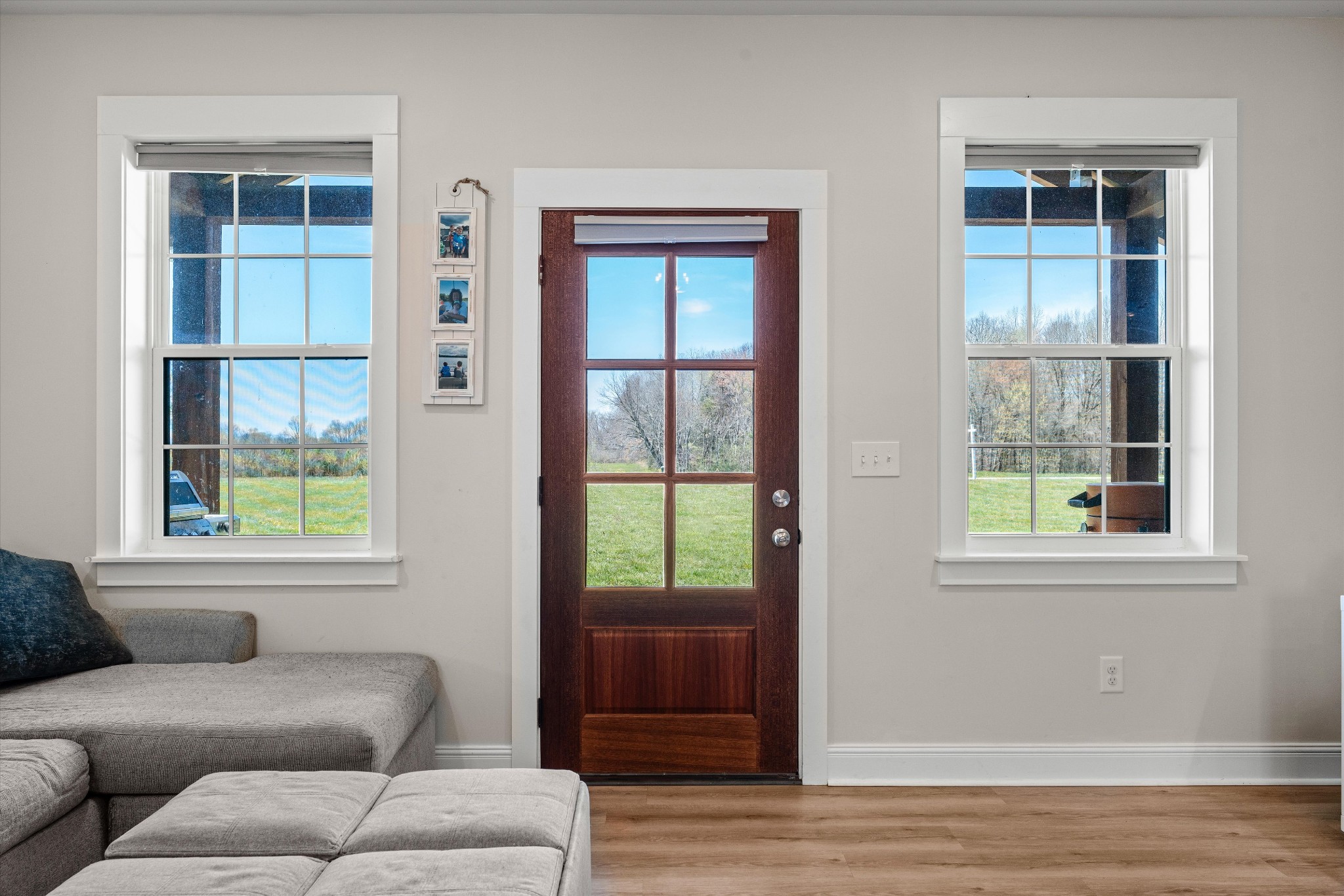 5195 Pleasant View Road Morrison, TN 37357 - Photo 9 of 45 a living room with furniture and a window