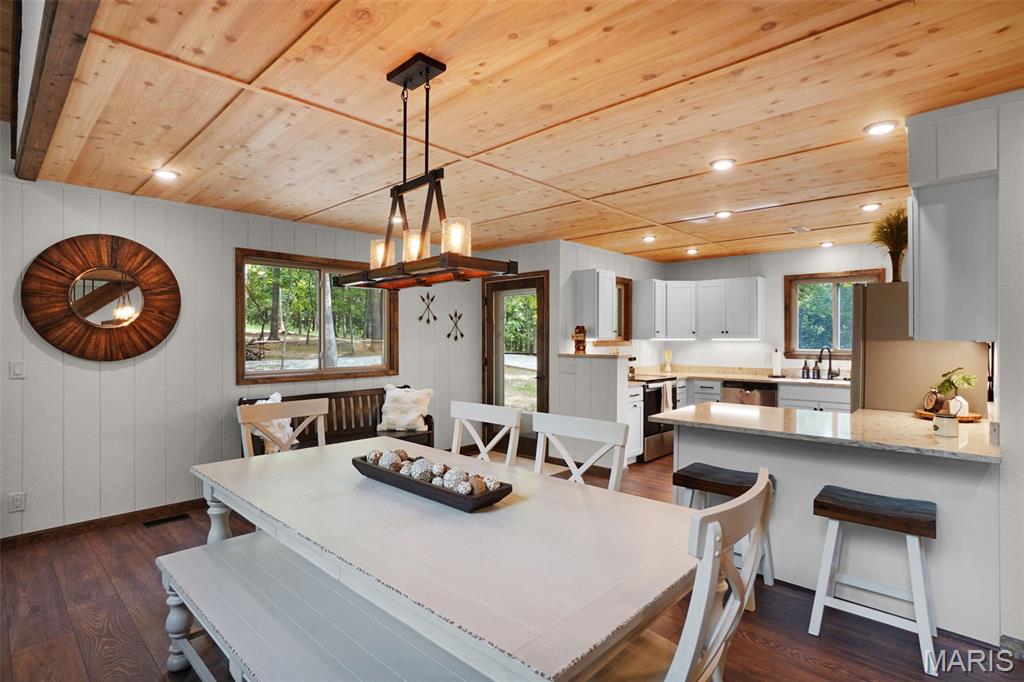 2901 Sunset Ridge Drive Wright City, MO 63390 - Photo 17 of 48