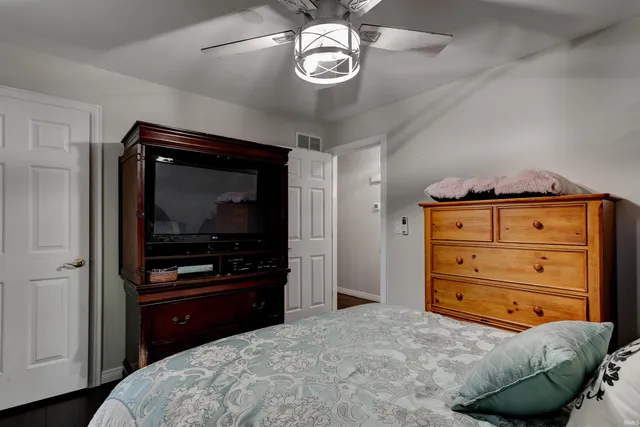 $385,000 | 1104 Melody Lane, Santa Claus, IN 47579