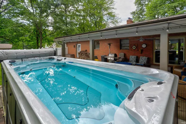 $385,000 | 1104 Melody Lane, Santa Claus, IN 47579