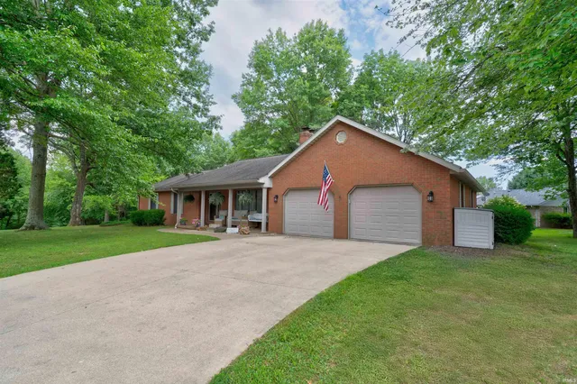 $385,000 | 1104 Melody Lane, Santa Claus, IN 47579