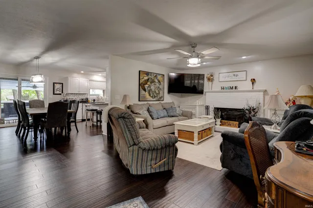 $385,000 | 1104 Melody Lane, Santa Claus, IN 47579