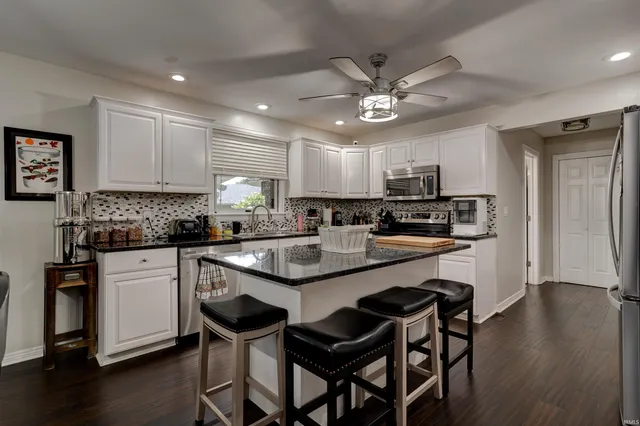 $385,000 | 1104 Melody Lane, Santa Claus, IN 47579