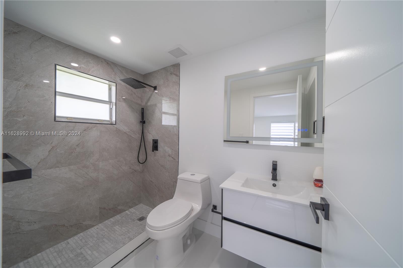 7370 Southwest 37th Street Miami, FL 33155 - Photo 18 of 23