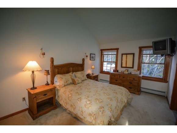 48 B Greenspring Road, Unit B West Dover, VT 05356 - Photo 11 of 20 Gallery Image 11