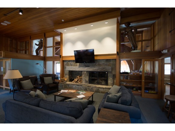 48 B Greenspring Road, Unit B West Dover, VT 05356 - Photo 17 of 20 Gallery Image 17