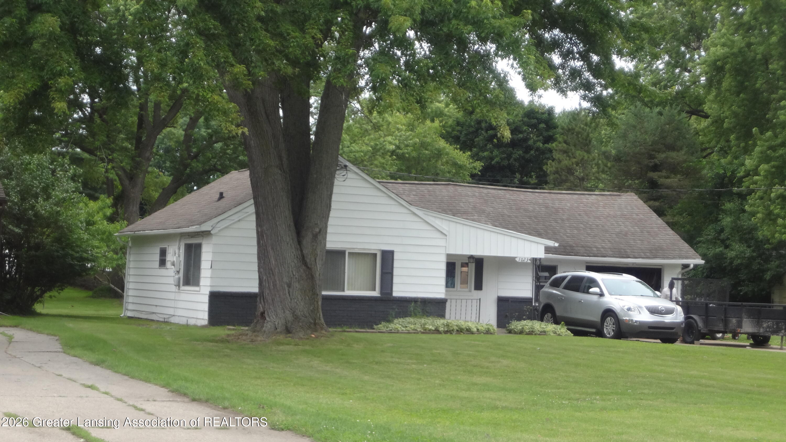 1023 Bretton Road Lansing, MI 48917 - Photo 1 of 1