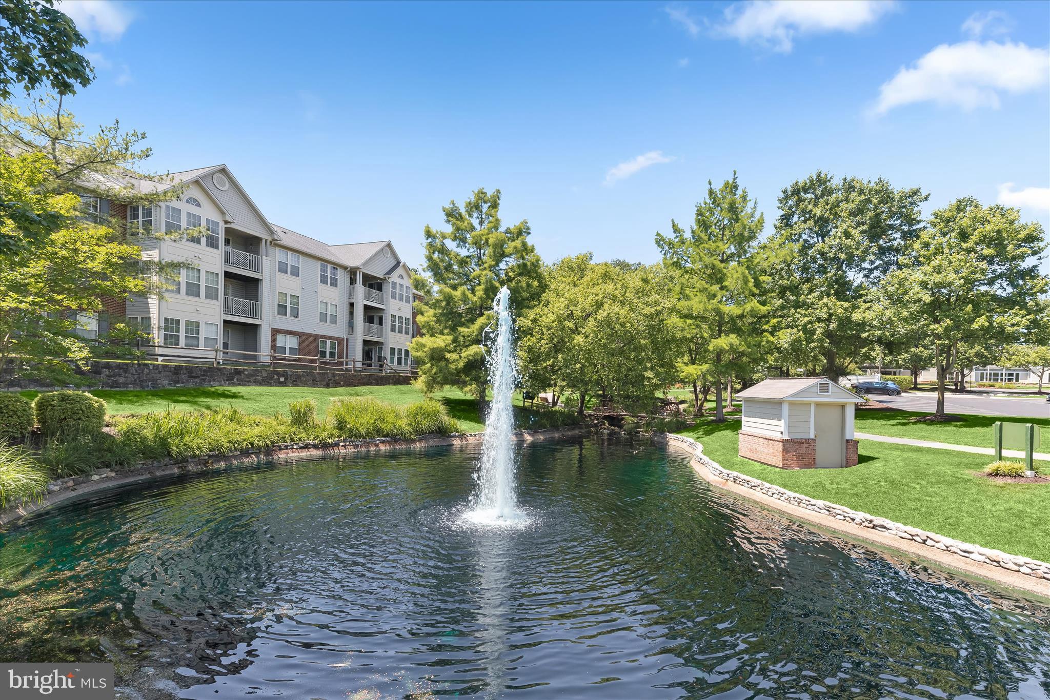 687 Winding Stream Way, Unit 204 Odenton, MD 21113 - Photo 7 of 36 Landscaped common grounds
