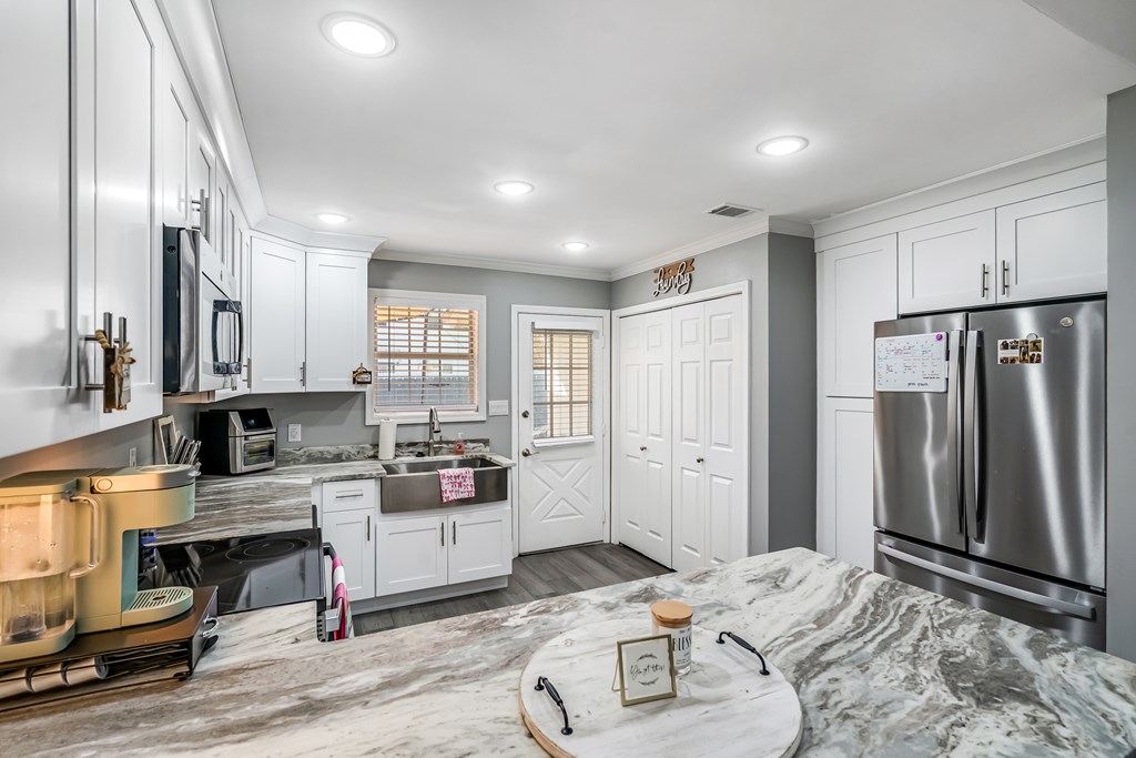 2023 Shields Road, Unit 10 Dalton, GA 30720 - Photo 15 of 41 Gallery Image 15