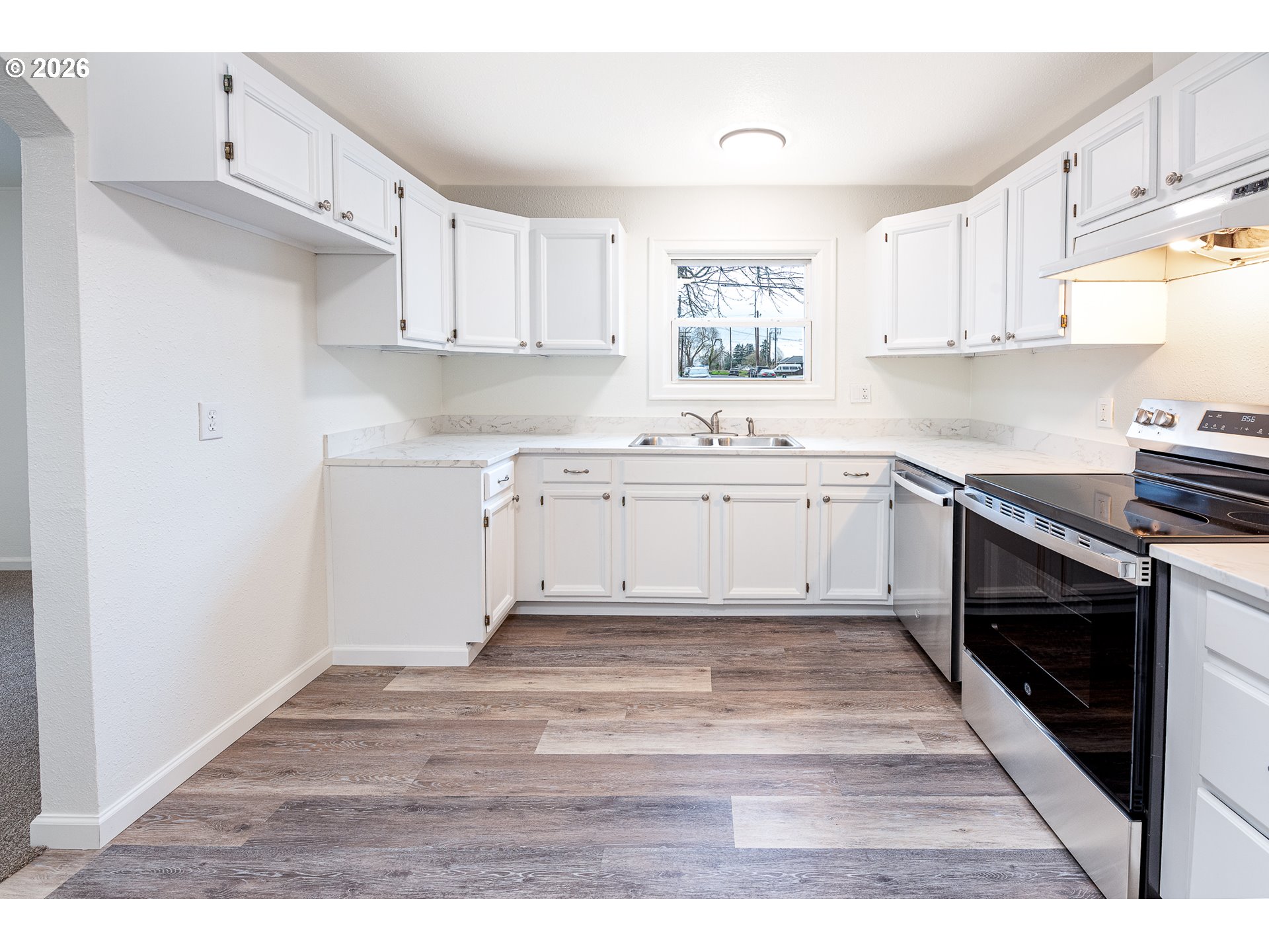 1305 South Second Street Lebanon, OR 97355 - Photo 12 of 39