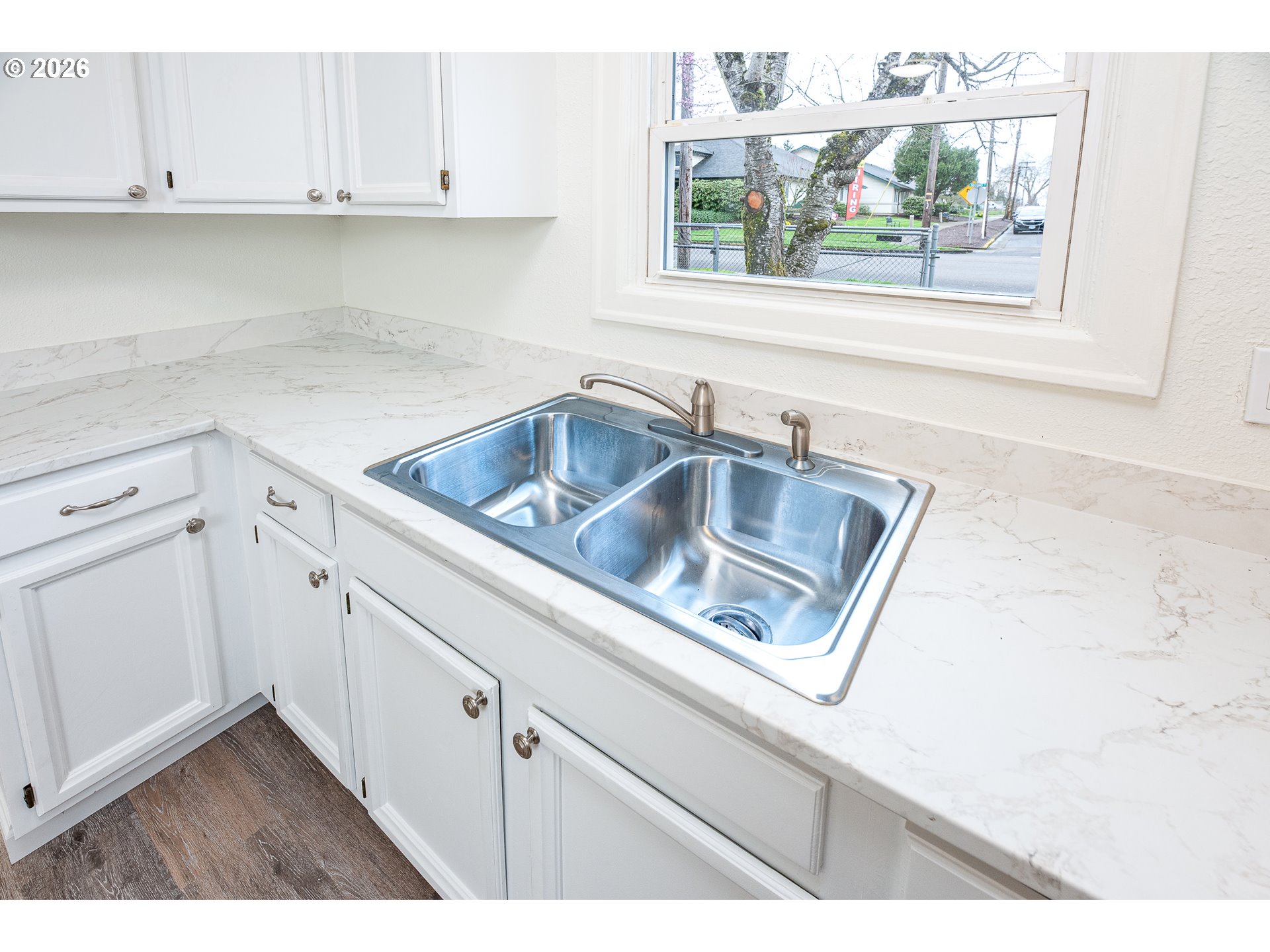 1305 South Second Street Lebanon, OR 97355 - Photo 15 of 39