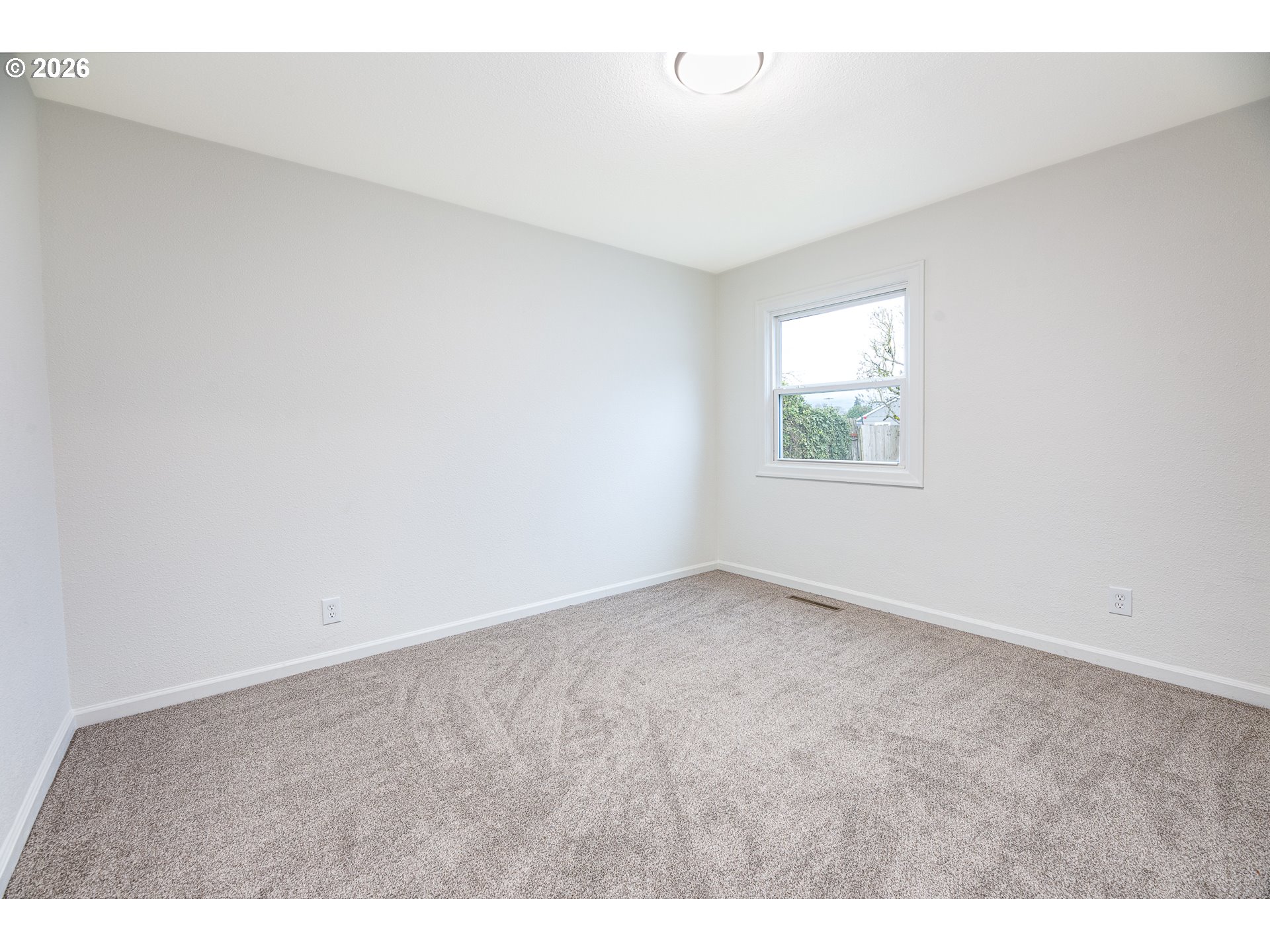 1305 South Second Street Lebanon, OR 97355 - Photo 19 of 39