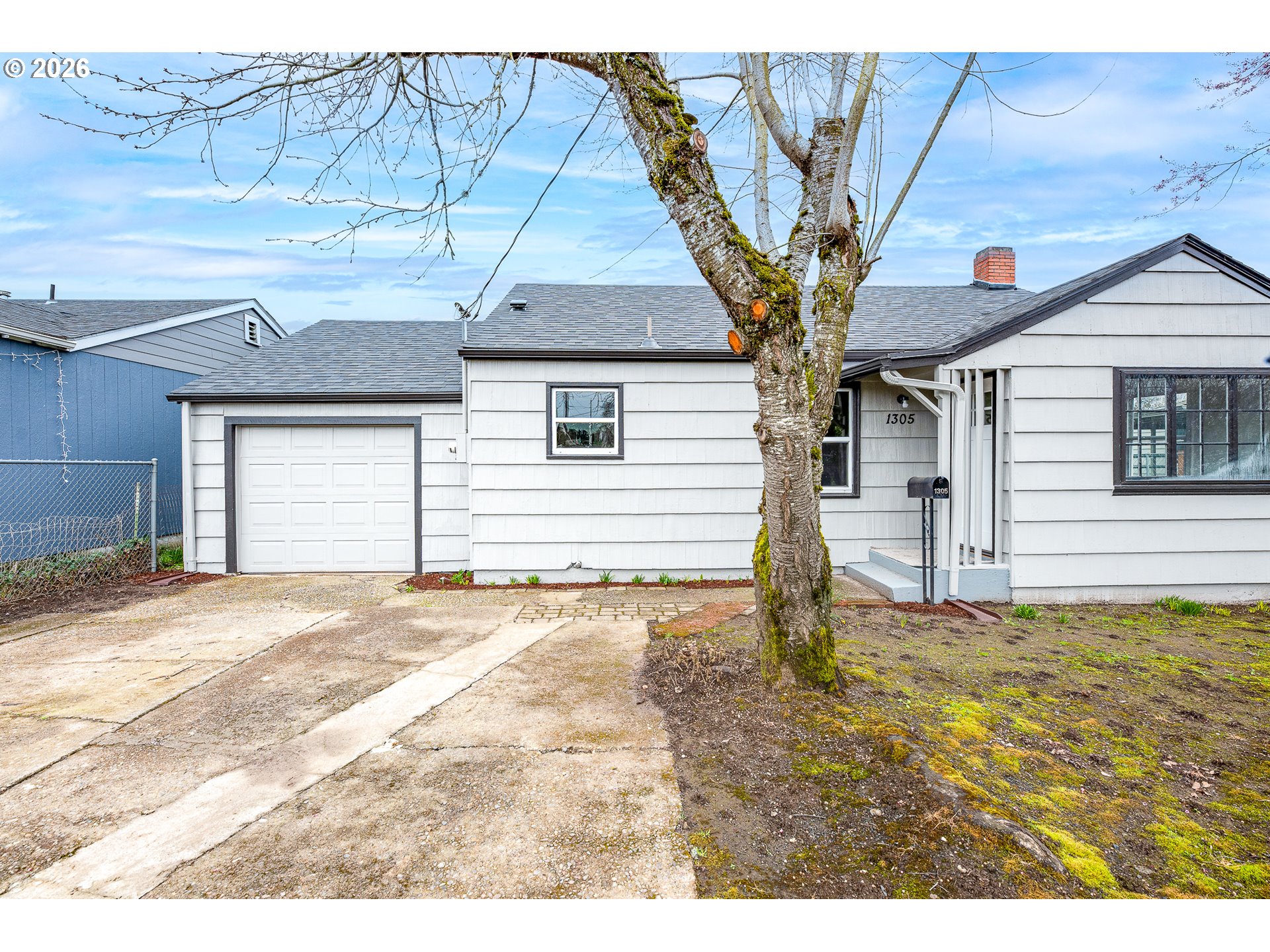 1305 South Second Street Lebanon, OR 97355 - Photo 3 of 39