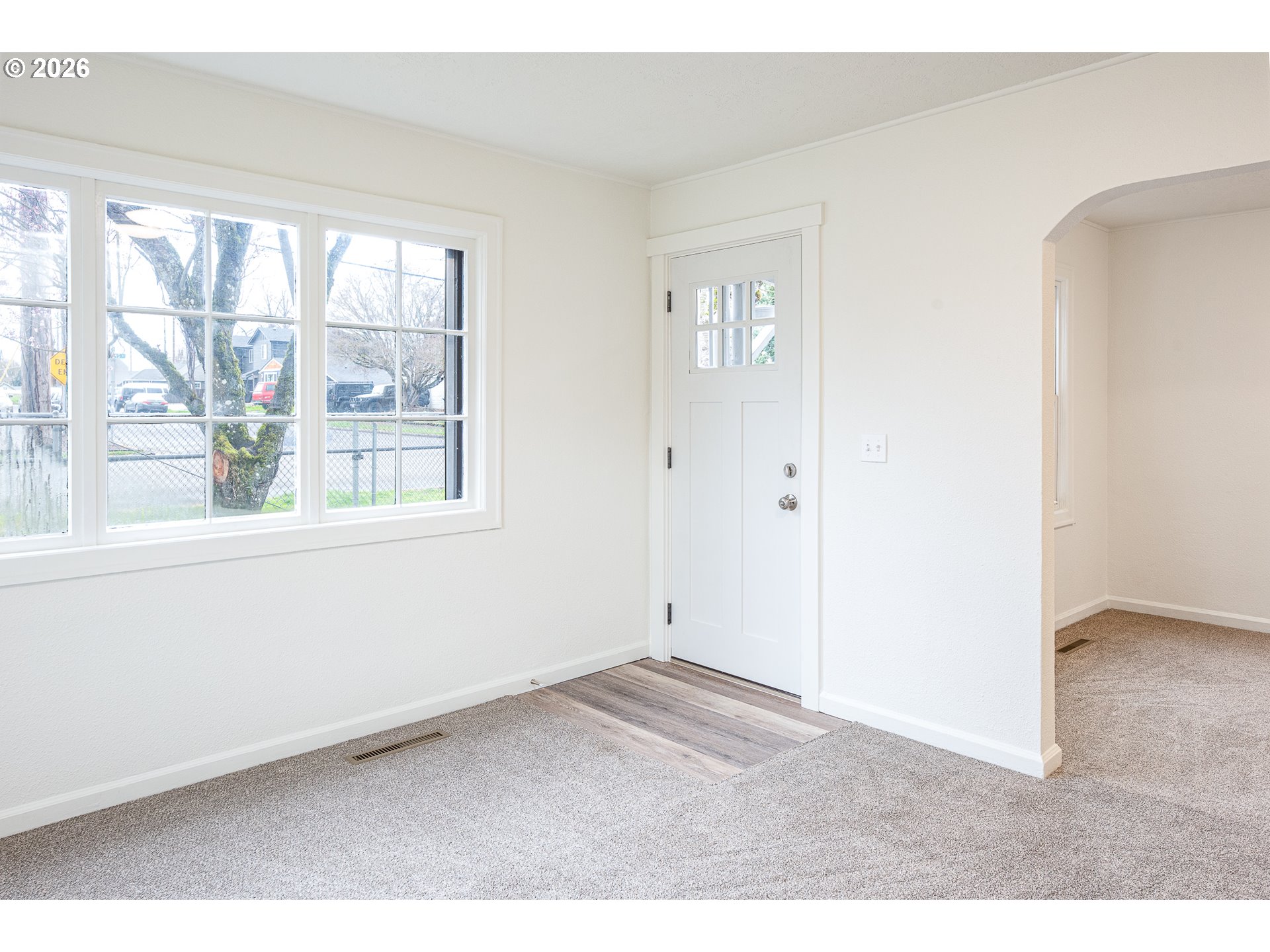 1305 South Second Street Lebanon, OR 97355 - Photo 5 of 39