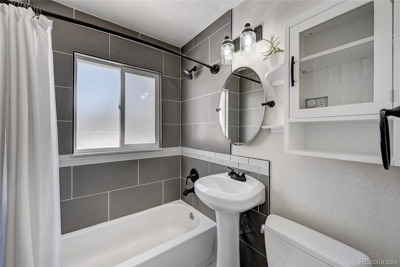 742 Perry Street Denver, CO 80204 - Photo 13 of 33