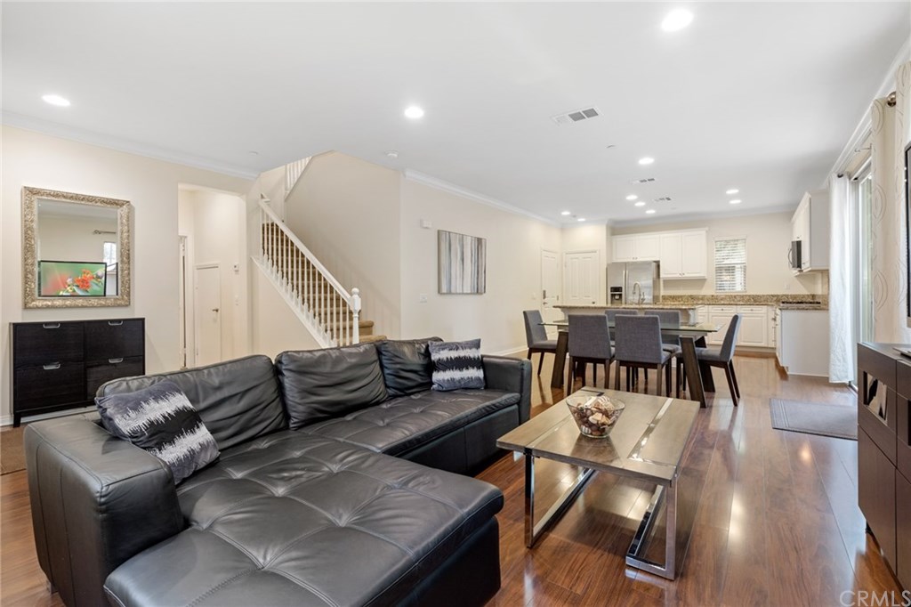 53 Keepsake Irvine, CA 92618 - Photo 2 of 15