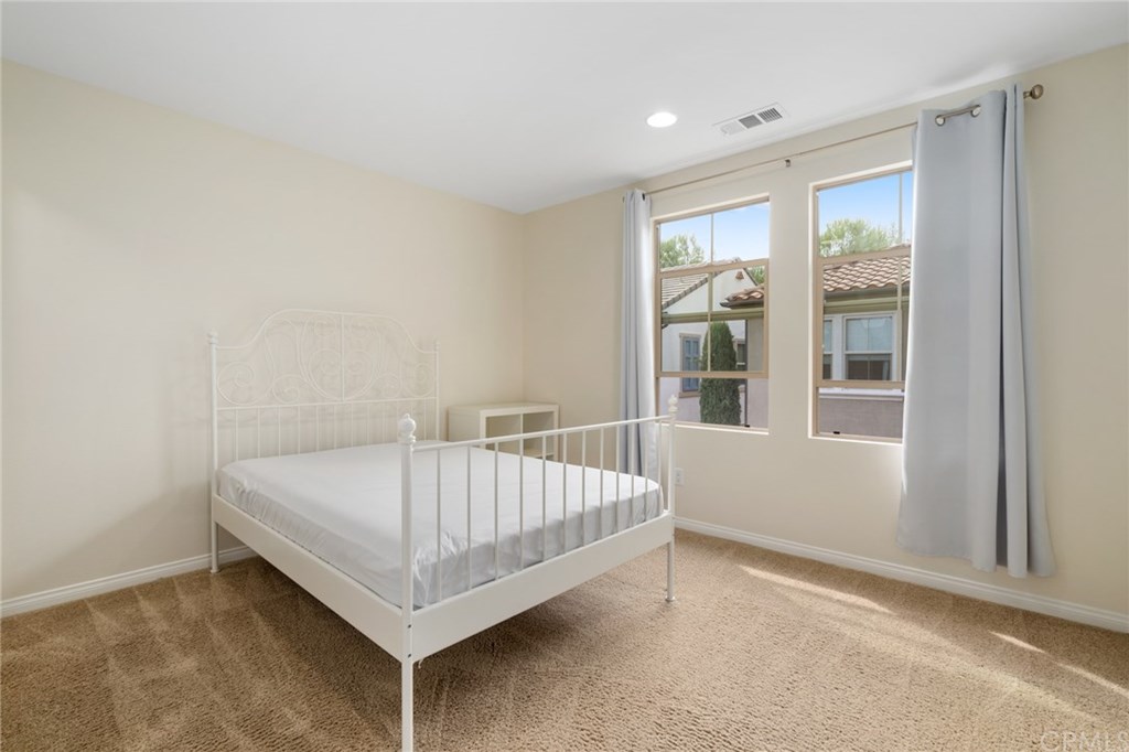 53 Keepsake Irvine, CA 92618 - Photo 13 of 15