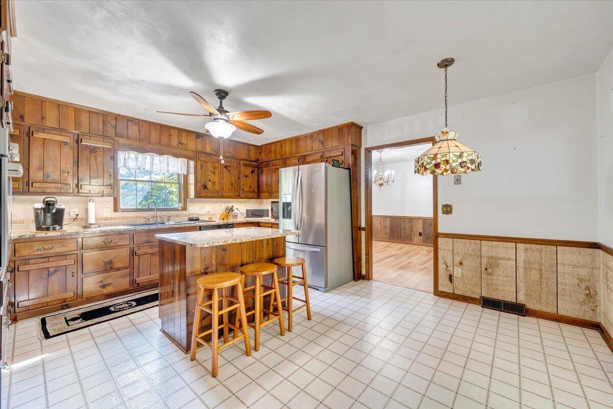 3737 Bore Auger Road Blue Ridge, VA 24064 - Photo 15 of 100 008-MIB09400