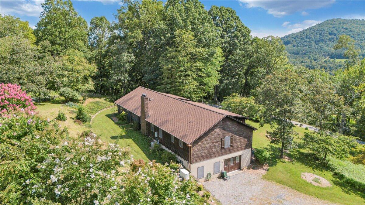 3737 Bore Auger Road Blue Ridge, VA 24064 - Photo 4 of 100 004-DJI_20250821152227_0046_D