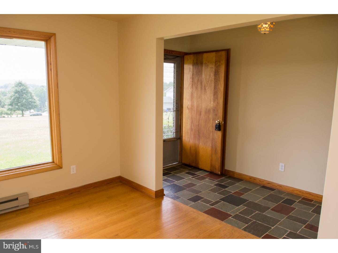 570 Long Lane Road Walnutport, PA 18088 - Photo 5 of 15 Gallery Image 5