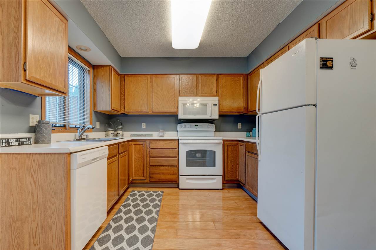 1835 Earl Road Iowa City, IA 52246 - Photo 11 of 26 Gallery Image 11