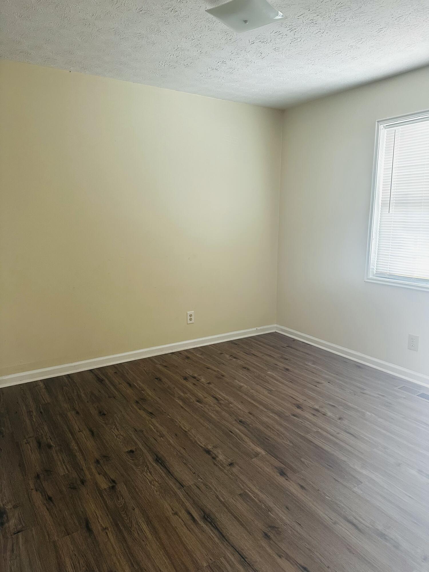 462 Bussey Avenue Thomson, GA 30824 - Photo 5 of 8 FullSizeRender