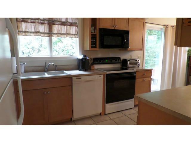 26 Brentwood Road Augusta, ME 04330 - Photo 13 of 29 Kitchen.