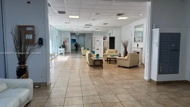 $2,000 | 1801 South Ocean Drive, Unit 342, Hallandale Beach, FL 33009