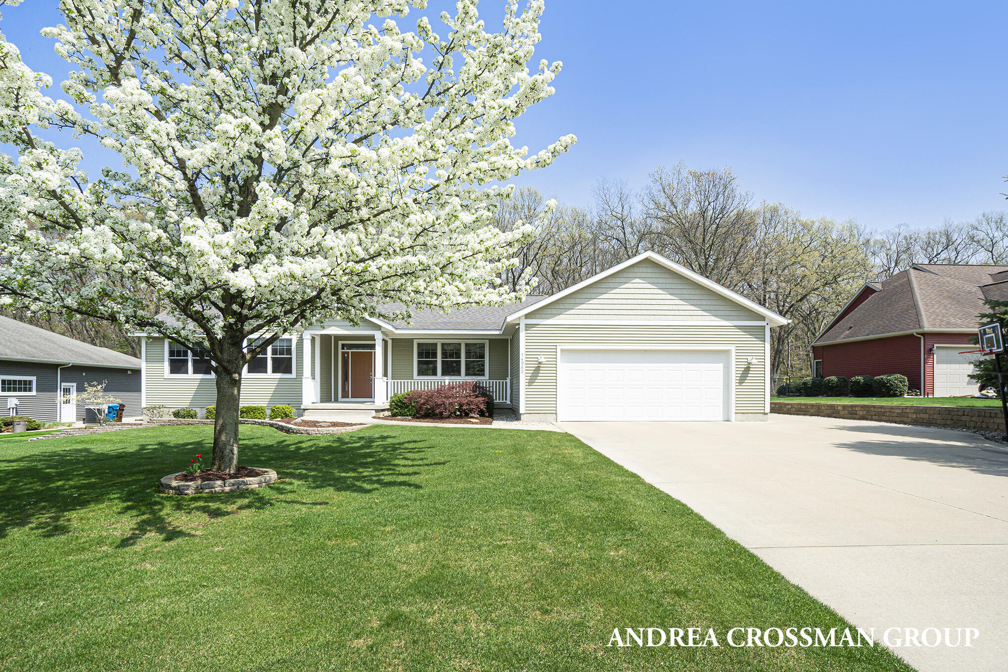 14962 Sandstone Road Grand Haven, MI 49417 - Photo 1 of 39 DSC08147