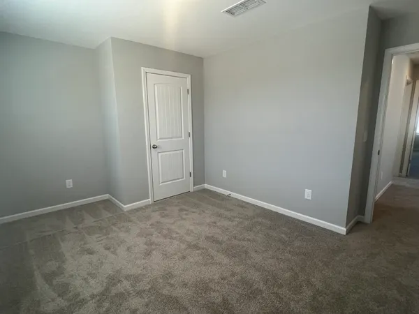 $2,095 | 153 Stonehenge Circle, Manchester, TN 37355