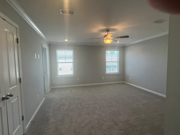 $2,095 | 153 Stonehenge Circle, Manchester, TN 37355