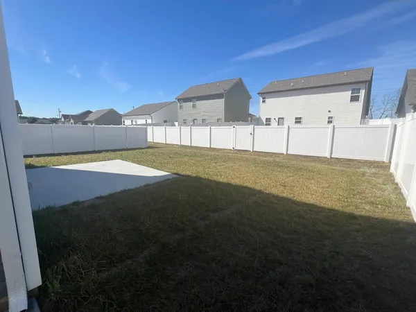 $2,095 | 153 Stonehenge Circle, Manchester, TN 37355