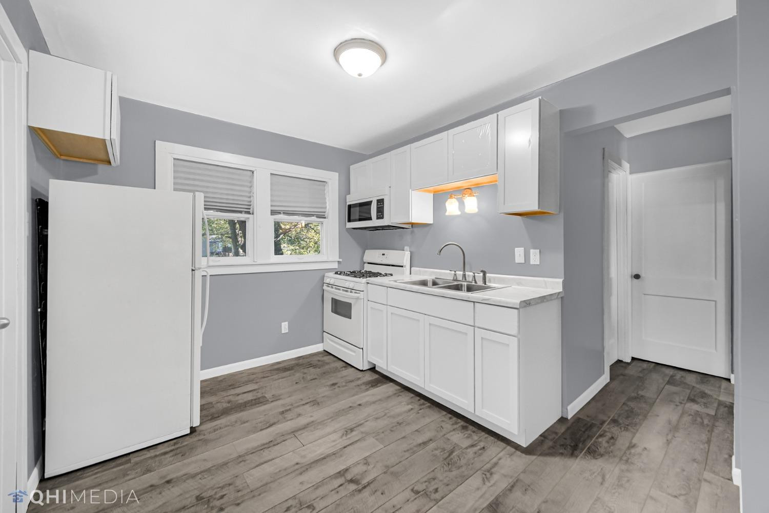 4450 Liverpool Road Lake Station, IN 46405 - Photo 6 of 20 1500x1000