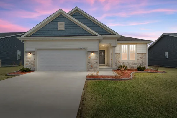 $464,900 | W218-n16022 Tiger Lily Drive, Jackson, WI 53037