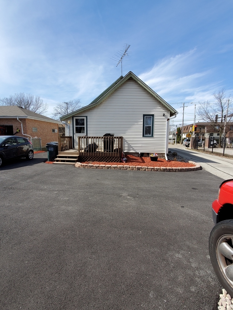 19501 Wolf Road Mokena, IL 60448 - Photo 2 of 16